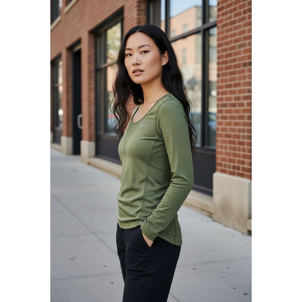 Nike Zonal Cooling Women Long Sleeve Running Top Olive Green Mesh Small